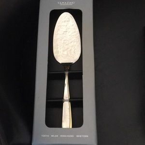 Yamazaki Affair Gold Accent Pastry Server